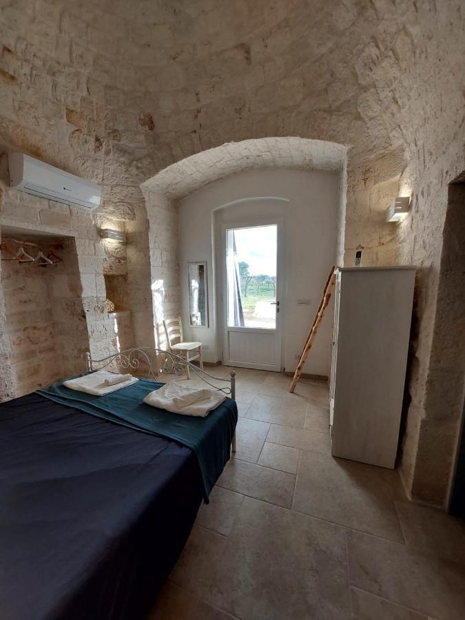 Trulli Carlo Anna Villa โลโกโรตอนโด ภายนอก รูปภาพ