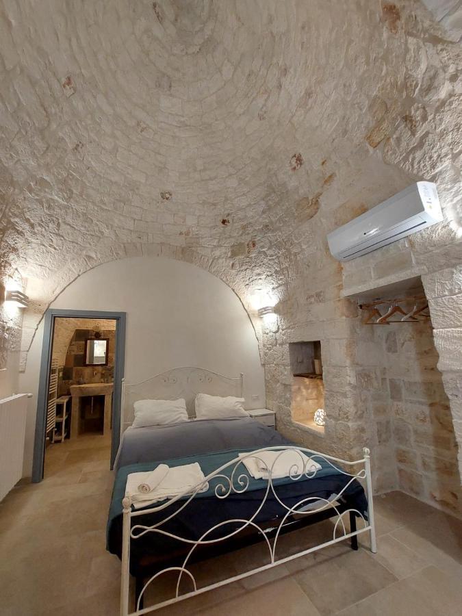 Trulli Carlo Anna Villa โลโกโรตอนโด ภายนอก รูปภาพ
