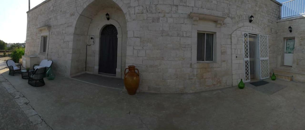 Trulli Carlo Anna Villa โลโกโรตอนโด ภายนอก รูปภาพ